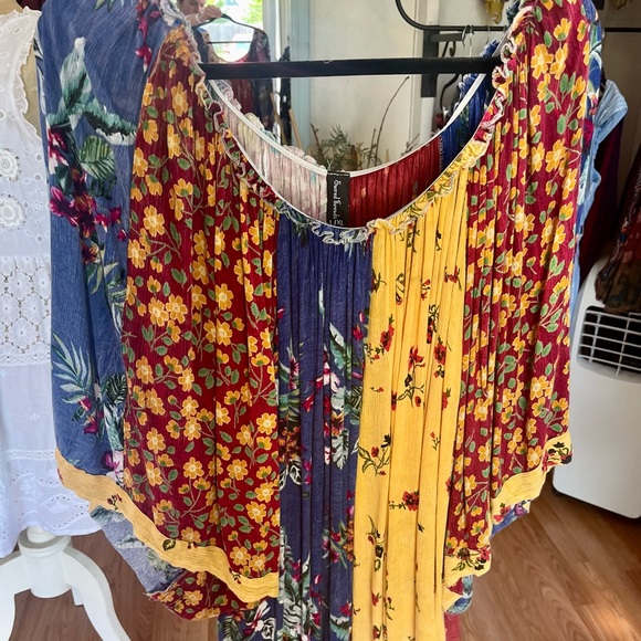 Sacred Threads Multi Color & Floral Pattern Top - Picture 3 of 3